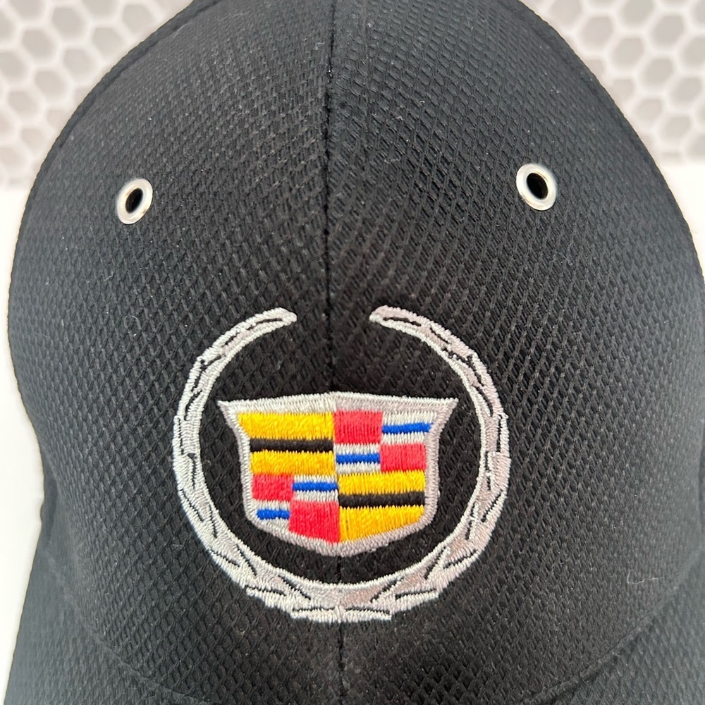 Cadillac Men’s Cap - Picture 2 of 6